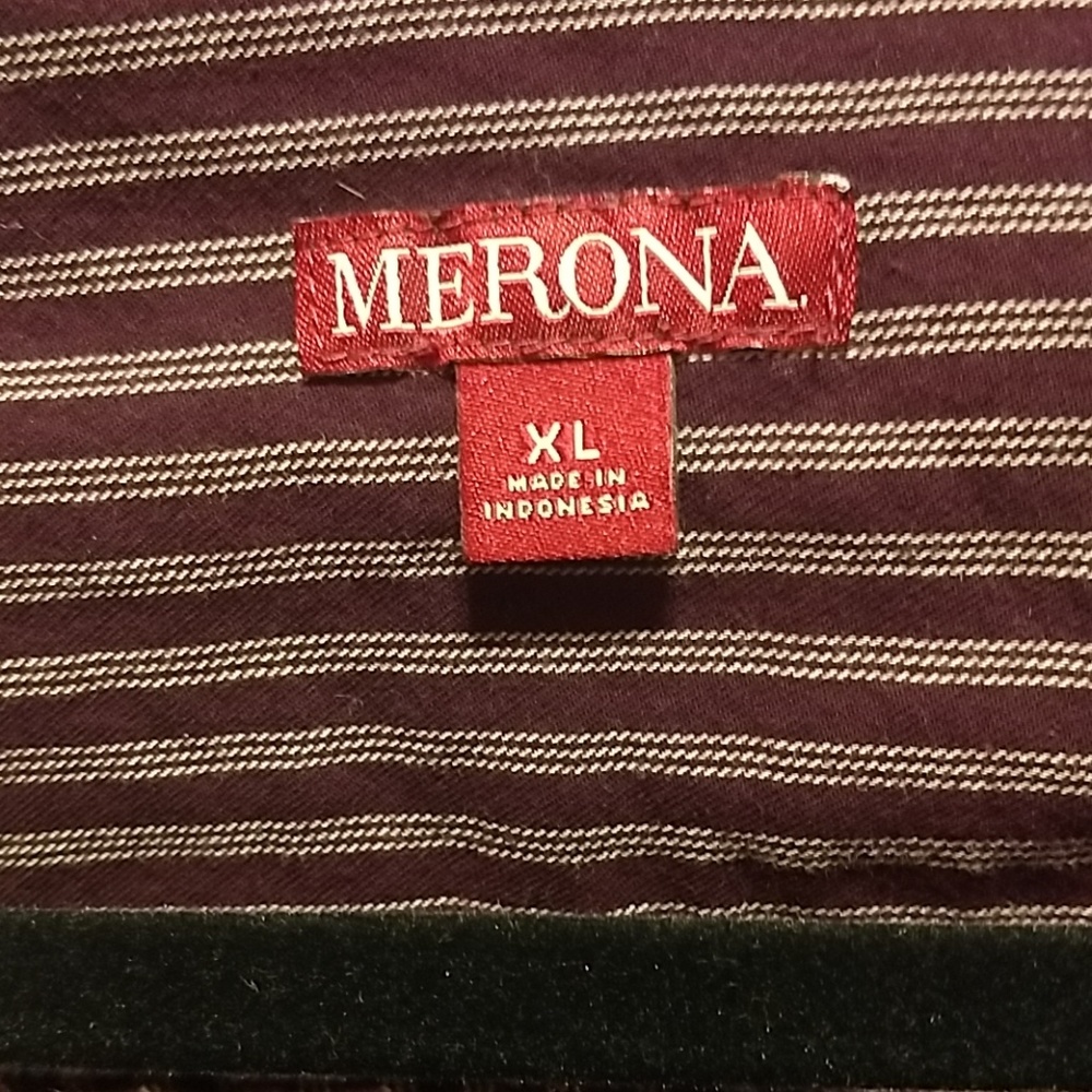 Merona - Picture 2 of 3